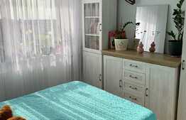 Apartament de 3 camere, 56 mp, zona Calea Sagului