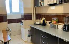 Apartament de 3 camere, 56 mp, zona Calea Sagului