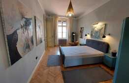 Apartament unic, de lux, 2 camere, circular,  60 mp, curte comuna, zona Sinaia