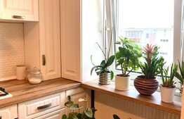 Apartament de 3 camere, 70 mp, 5 mp balcon, zona Bucovina 