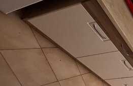 Casa de 8 camere, 190 mp, teren 360 mp, garaj, Lipovei