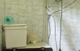 Casa la curte comuna, 53 mp utili, Zona Baba Dochia