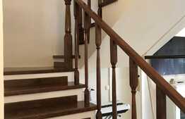 Casa 140 mp, teren 360 mp, terasa, garaj, in zona Dumbravita