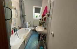 Apartament de 2 camere, 56 mp, decomandat, in Peciu Nou