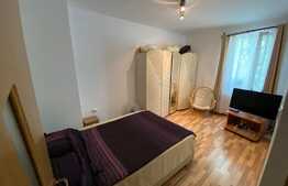 Apartament de 2 camere, 56 mp, decomandat, in Peciu Nou