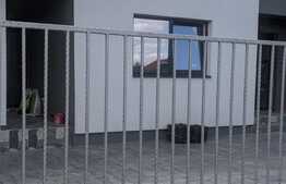 Duplex 130 mp utili, 310 mp teren, Mosnita Noua