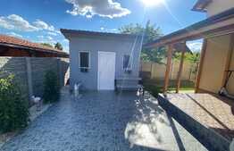 Duplex, 81 mp utili, 200 mp de teren, in Utvin