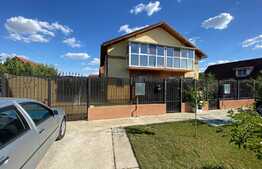 Duplex, 81 mp utili, 200 mp de teren, in Utvin