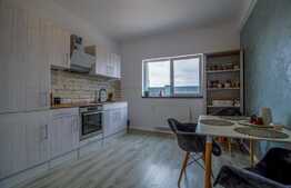 Duplex modern de 136 mp, 365 mp teren, in Dumbravita