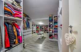 Duplex modern de 136 mp, 365 mp teren, in Dumbravita