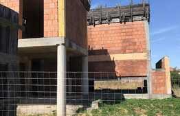 Casa 4 camere, 220 mp, 700 mp teren, Dumbravita