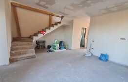 Duplex de 4 camere, 125mp, teren 350 mp, Mosnita Noua