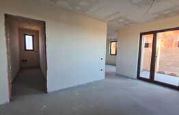 Duplex de 4 camere, 125mp, teren 350 mp, Mosnita Noua