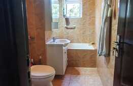 Apartament cu 4 camere decomandate, INTERMEDIAR, Calea Sagului