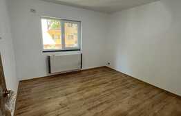 Apartament de 3 camere, 65 mp, proaspăt renovat, zona Bucovina