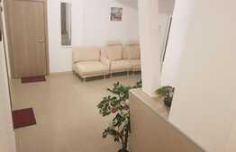 Pensiune de 11 camere, 600 mp, zona Lipovei