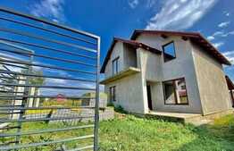 Casa 3 camere 118 mp zona Exterior Vest