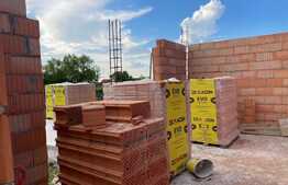 Duplex cu 4 camere, 111 mp, 650 mp teren, zona de Sud