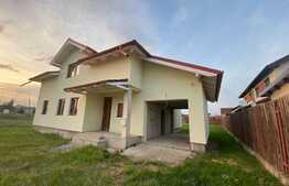 Casa de 4 camere, 215 mp, zona Dumbravita