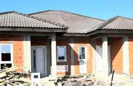 Duplex de 3 camere, 120 mp, teren 1250 mp, zona Mosnita Noua