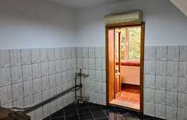 Apartament de 2 camere, 60 mp, balcon, zona Soarelui