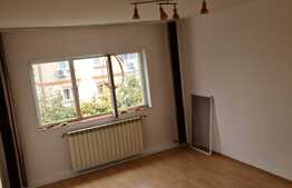 Apartament de 2 camere, 60 mp, balcon, zona Soarelui