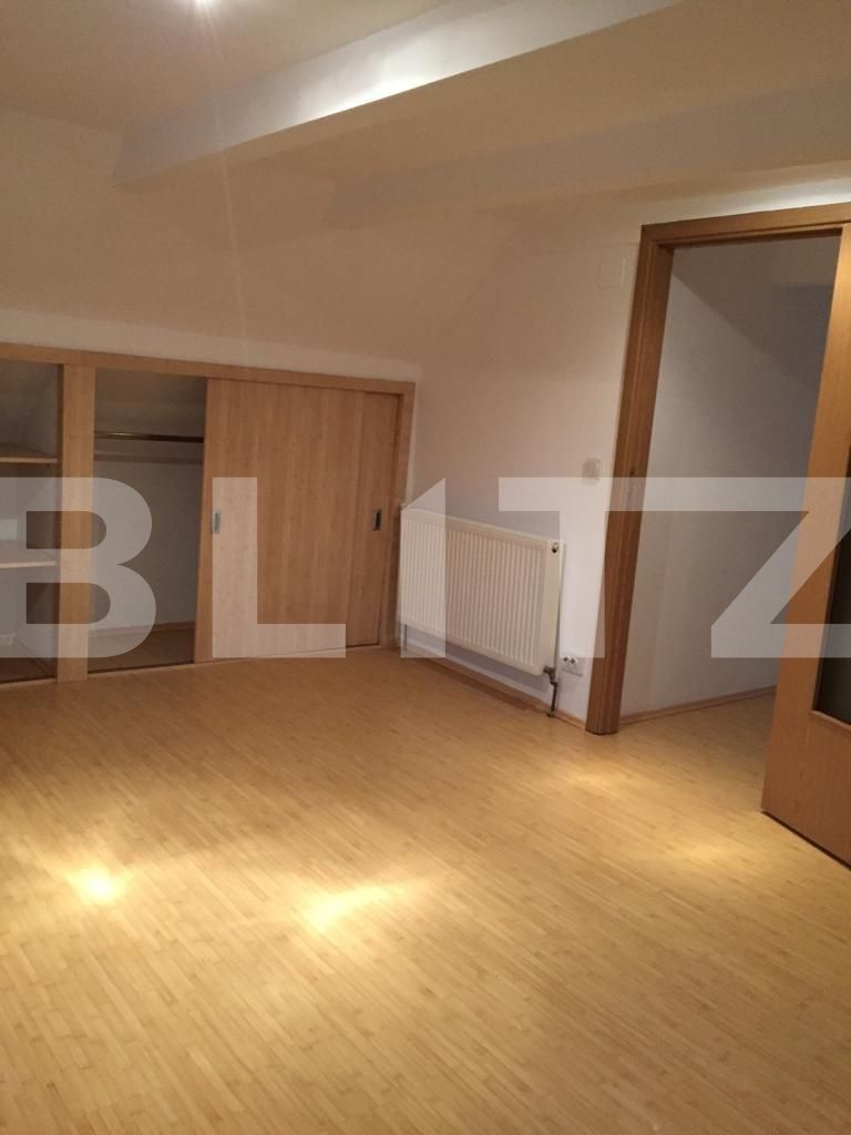 Casa de vânzare 8 camere Lunei - 93822CV | BLITZ Timișoara | Poza8