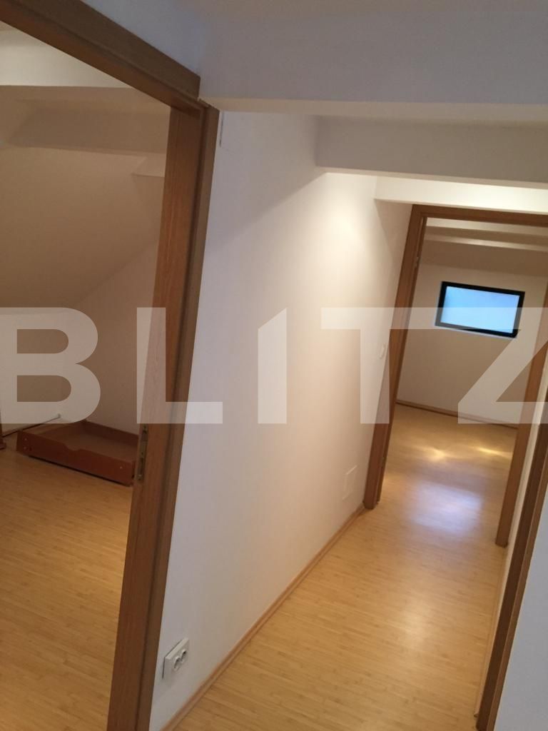 Casa de vânzare 8 camere Lunei - 93822CV | BLITZ Timișoara | Poza11