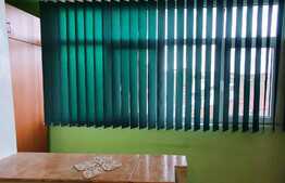 Pentru studentul din tine! Apartament decomandat, 35 mp, etajul 2, SPITALUL JUDETEAN