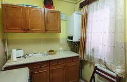 Pentru studentul din tine! Apartament decomandat, 35 mp, etajul 2, SPITALUL JUDETEAN