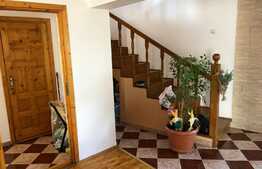 Casa individuala 250 mp, teren de 624 mp, Dumbravita!