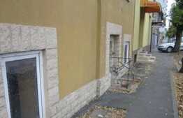 Pensiune cu 13 camere la Arad