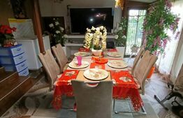 Apartament  la Casa, 3 camere, parter + terasa si gradina + 2 loc.parcare, intrare Giroc