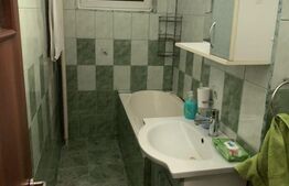 Apartament de 3 camere, 70 mp, zona Sagului