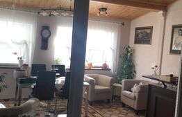 Proprietate de lux 600 mp, teren 2300 mp, cu piscină în zona Lunei