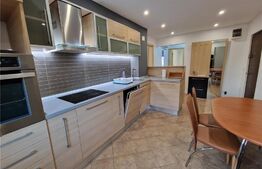 Apartament pentru familie, 4 camere, 2 bai, etaj intermediar