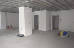 Comison 0! Spatiu comercial la Vivalia, 95 mp, semi-finisat