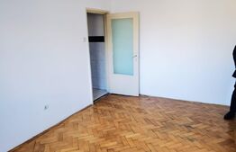 Apartament de 2 camere, 40 mp, etaj intermediar, zona Sagului