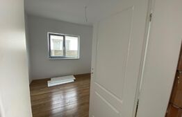 Duplex 80 mp utili, 300 mp teren, Mosnita Noua