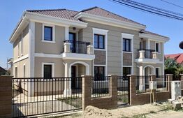 Casa cu 4 camere, 165 mp, teren 400 mp, zona Centrala