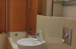 Apartament de 3 camere, 70 mp, etaj intermediar, zona Semicentrala 