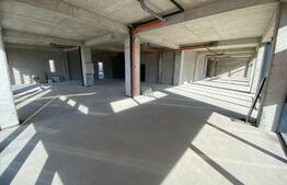Spatiu comercial de 423mp utili, nou, in zona Giroc