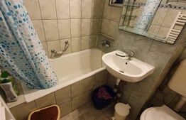 Apartament de 3 camere, 53 mp, etaj intermediar, Sagului 