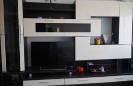 Apartament 3 camere, decomandat, 56 mp, zona Centrala