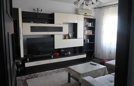 Apartament 3 camere, decomandat, 56 mp, zona Centrala