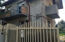 Casă de 170 mp, teren de 600 mp, în Ronaţ