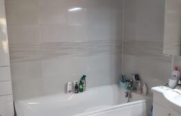 Casă de 170 mp, teren de 600 mp, în Ronaţ