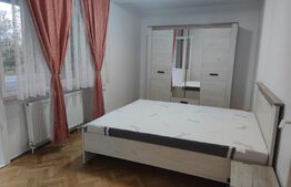 Apartament de 3 camere, semidecomandat, 75 mp, zona Garii 