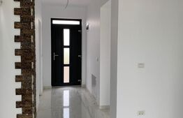 Case insiruite, 74 mp utili, terasa 11mp, teren 50 mp, Giroc