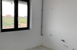 Case insiruite, 74 mp utili, terasa 11mp, teren 50 mp, Giroc